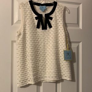 CeCe white and black top, size S